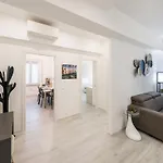 15 Minuti A Piedi Dalla Stazione Apartment *