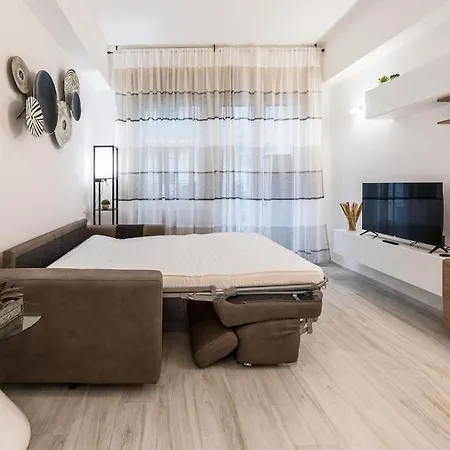 公寓 15 Minuti A Piedi Dalla Stazione 斯培西亚