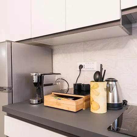 15 Minuti A Piedi Dalla Stazione 公寓